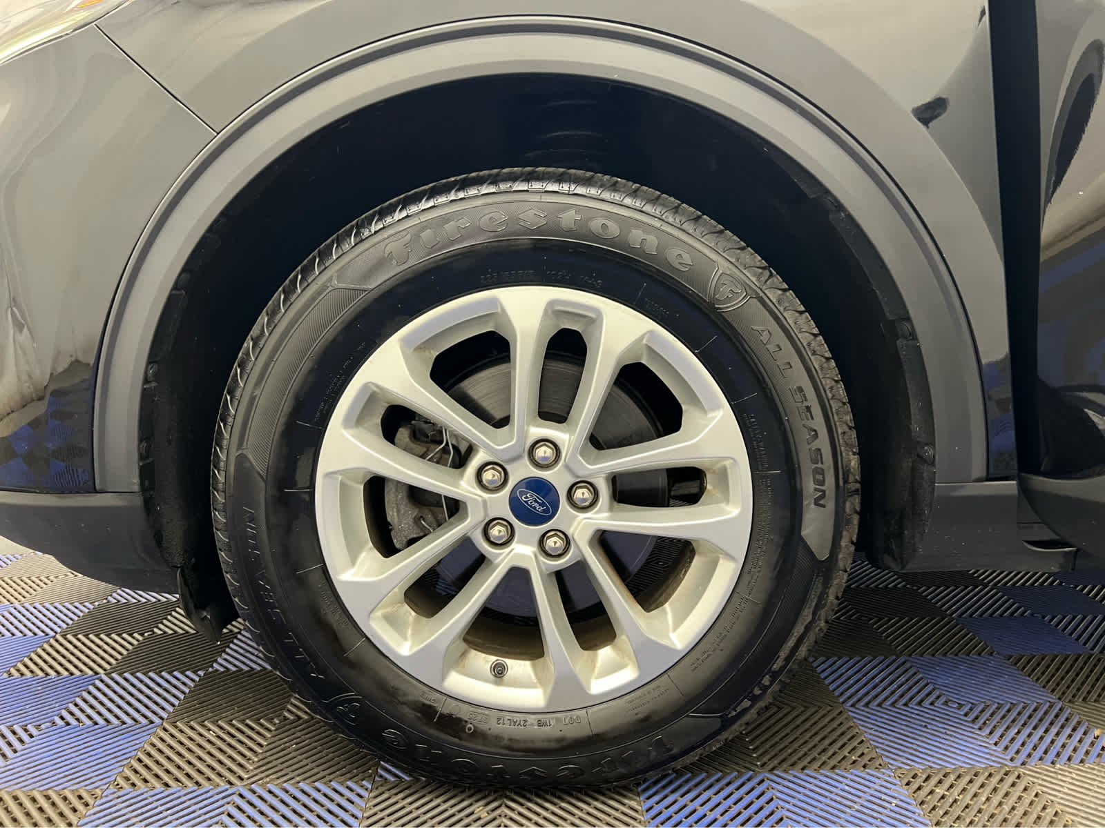 Used 2020 Agate Black Ford SE image 11
