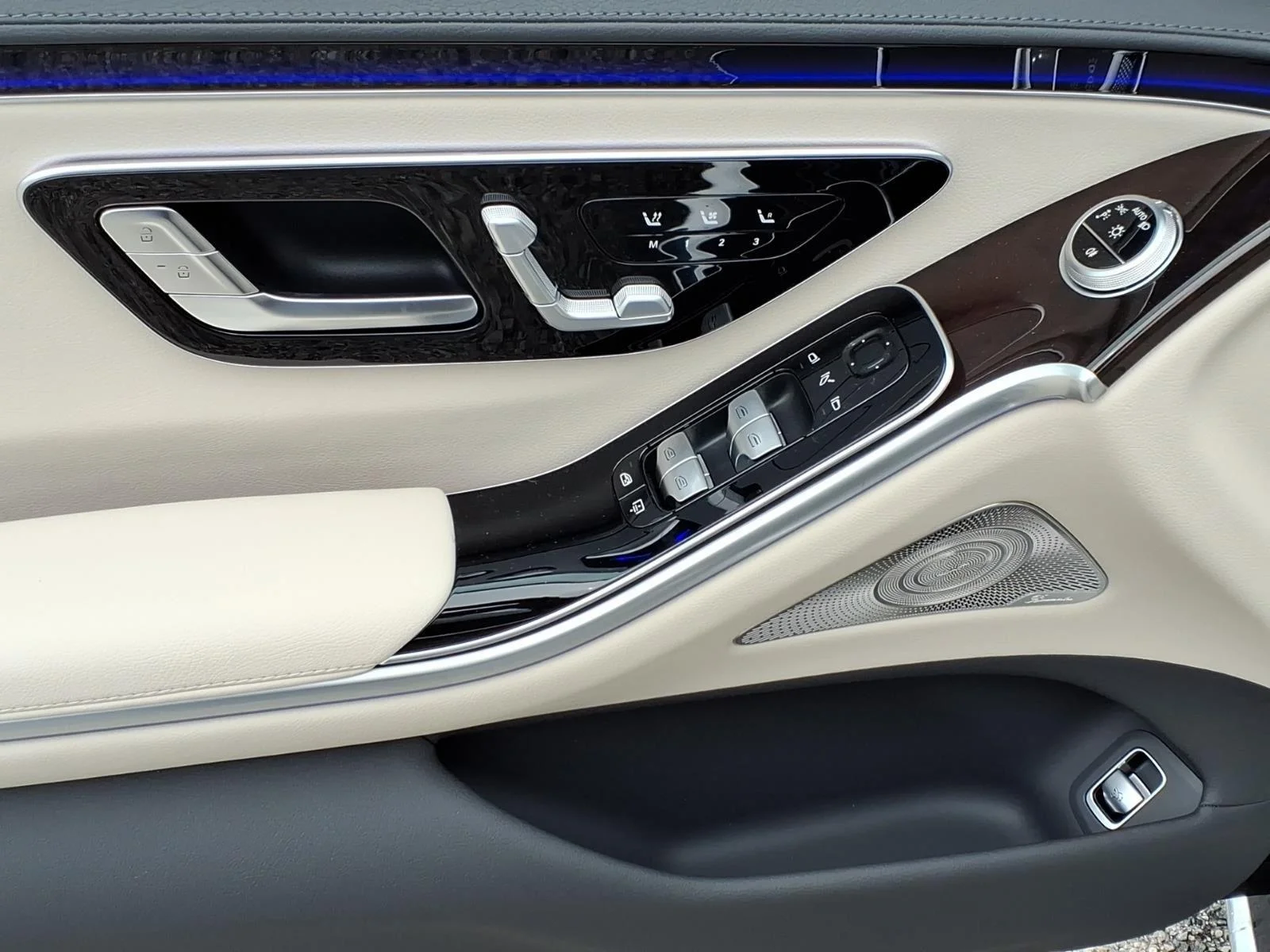 New 2026  Mercedes-Benz S 500 image 15
