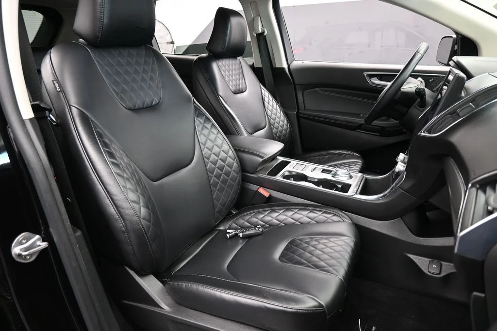 Used 2024 Black Metallic Ford Titanium image 49