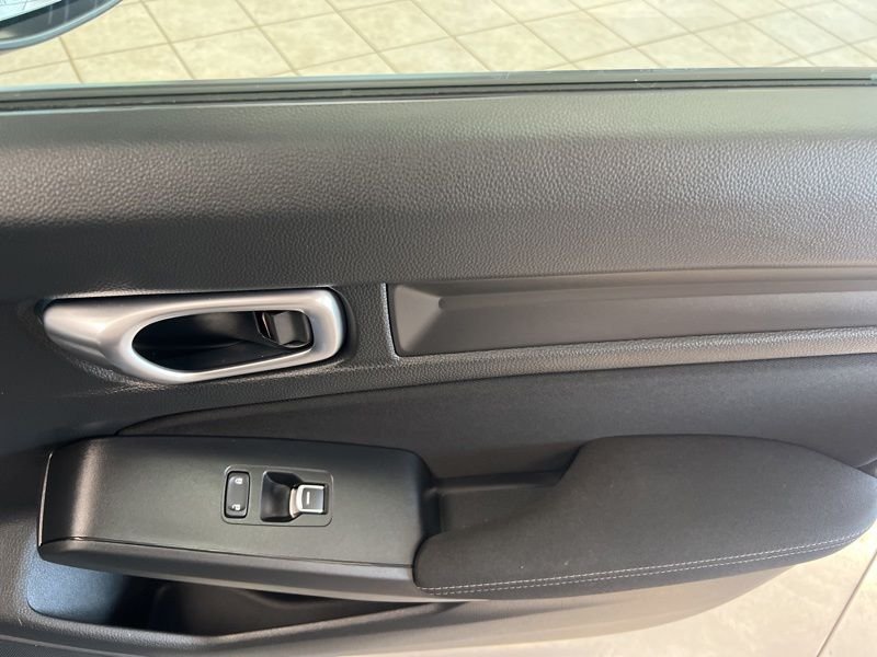 Used 2024  Honda Sport image 14