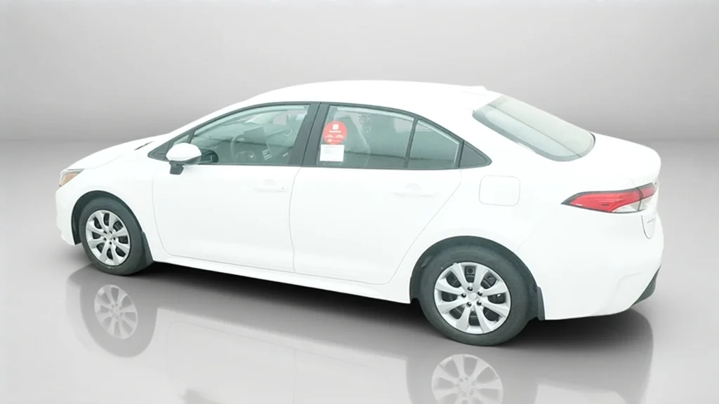New 2027 Ice Cap Toyota LE image 15