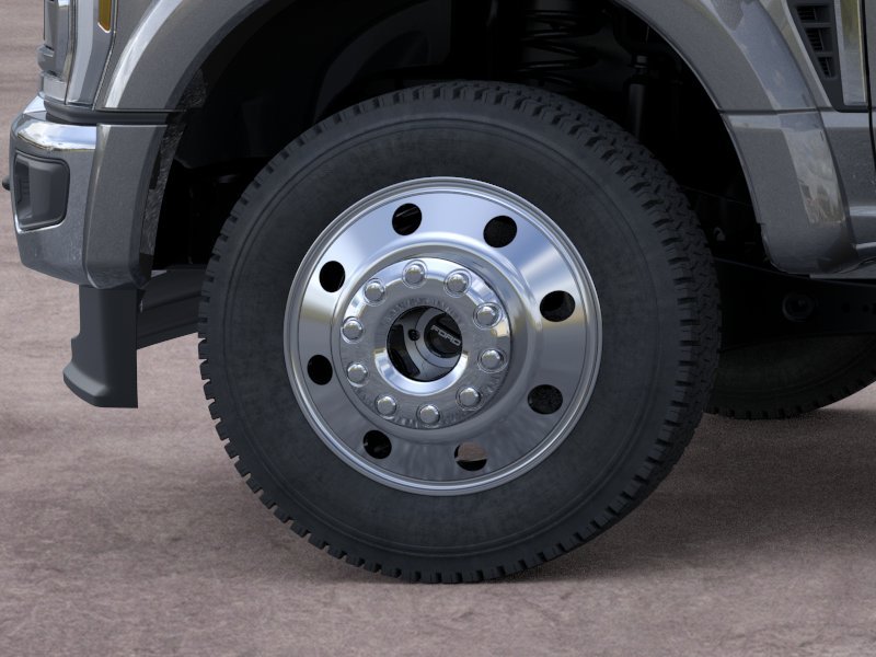 New 2026 Carbonized Gray Metallic Ford F-450® Lariat® image 19