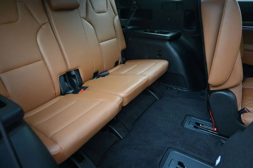 Used 2024 Black Kia SX-Prestige X-Pro image 11