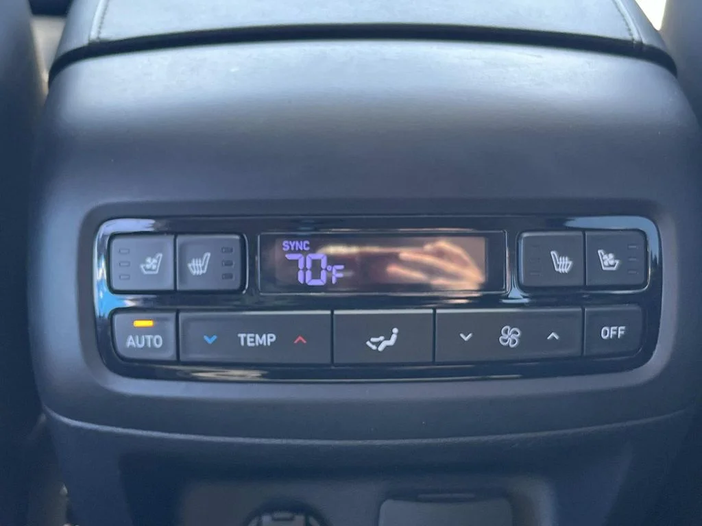 Used 2023 Blue Hyundai SEL image 15