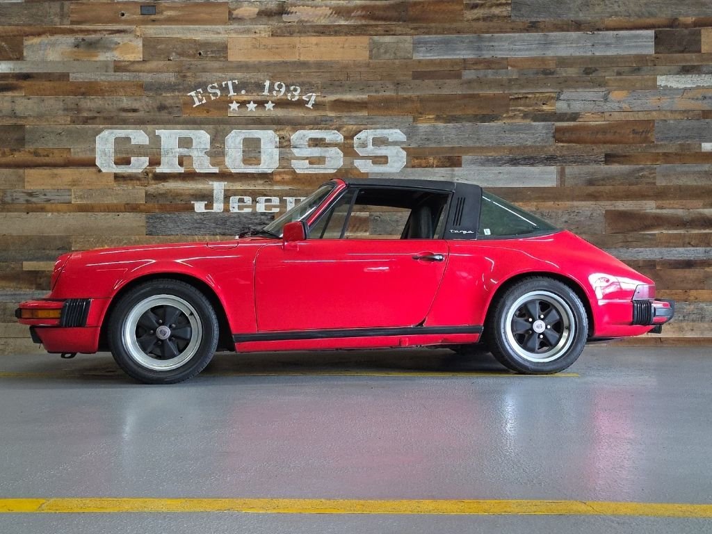Used 1986 Guards Red Porsche Carrera image 23