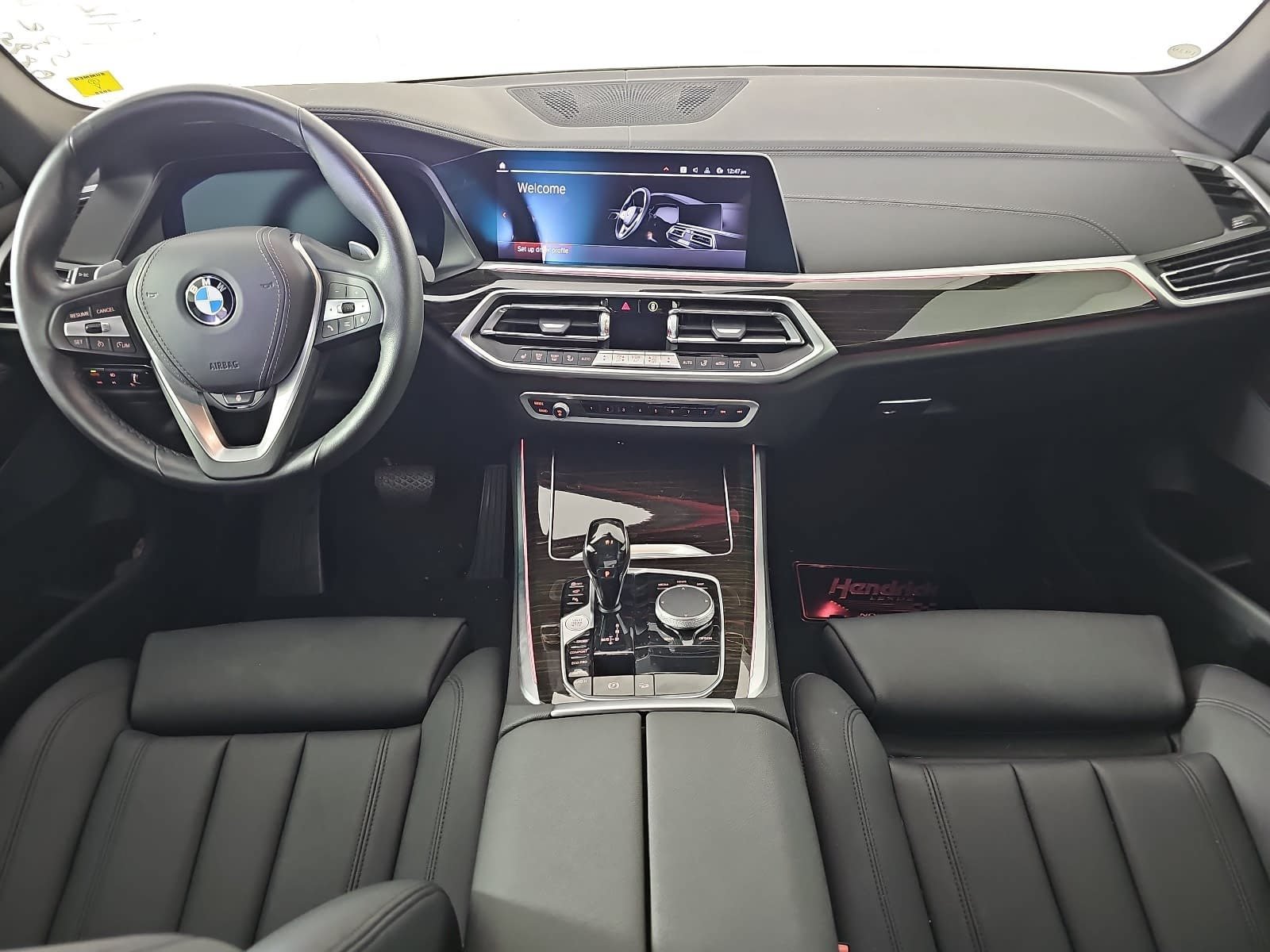 Used 2021 White BMW xDrive40i image 11