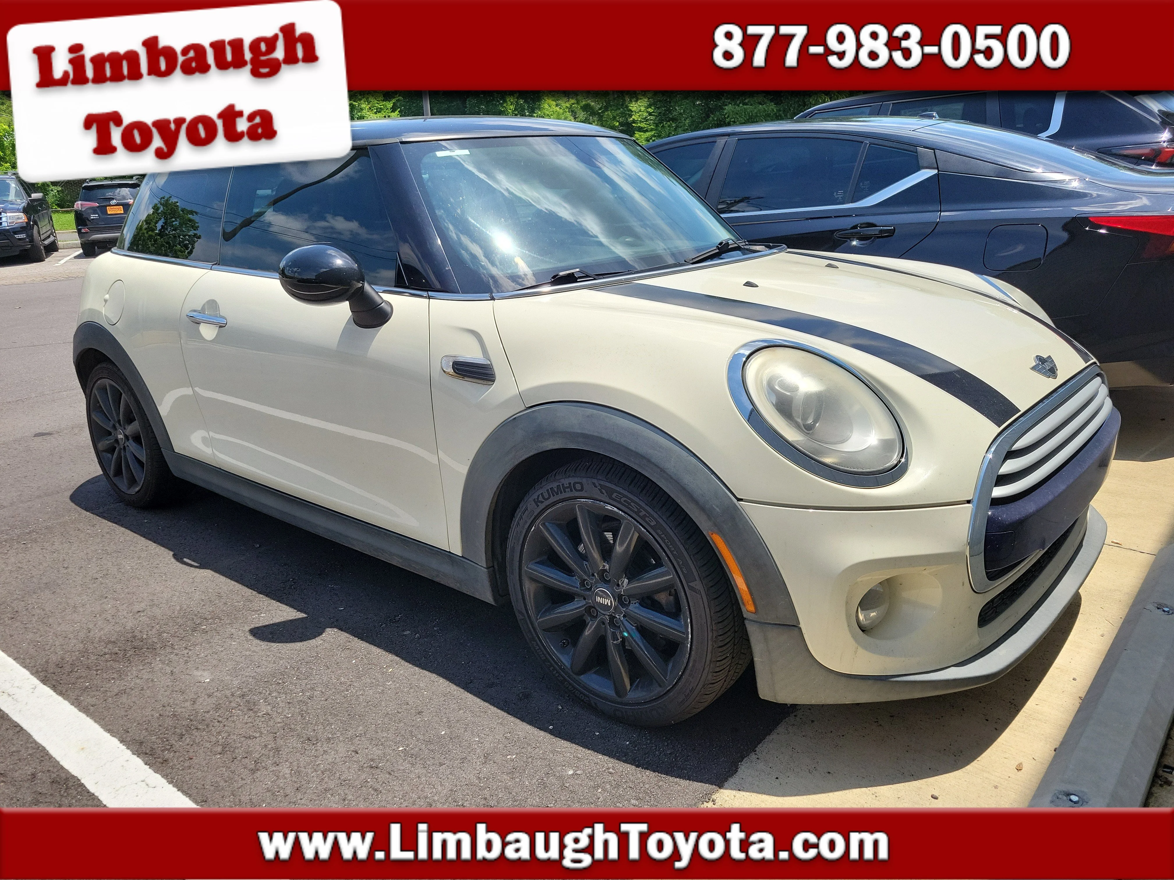 2015 MINI Cooper -'s photo