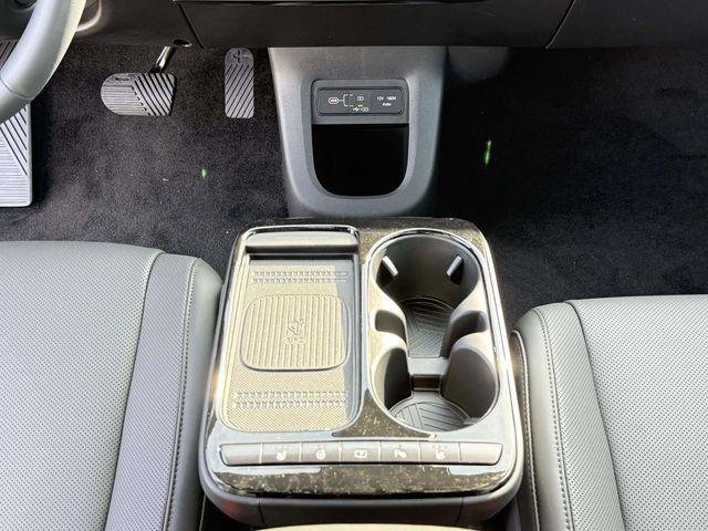 New 2025 White Hyundai XRT image 21