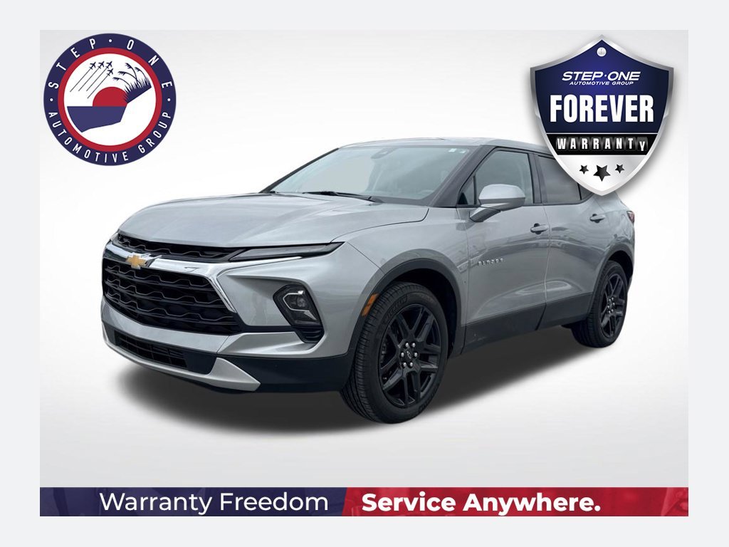 Used 2025 Gray Chevrolet LT image 1