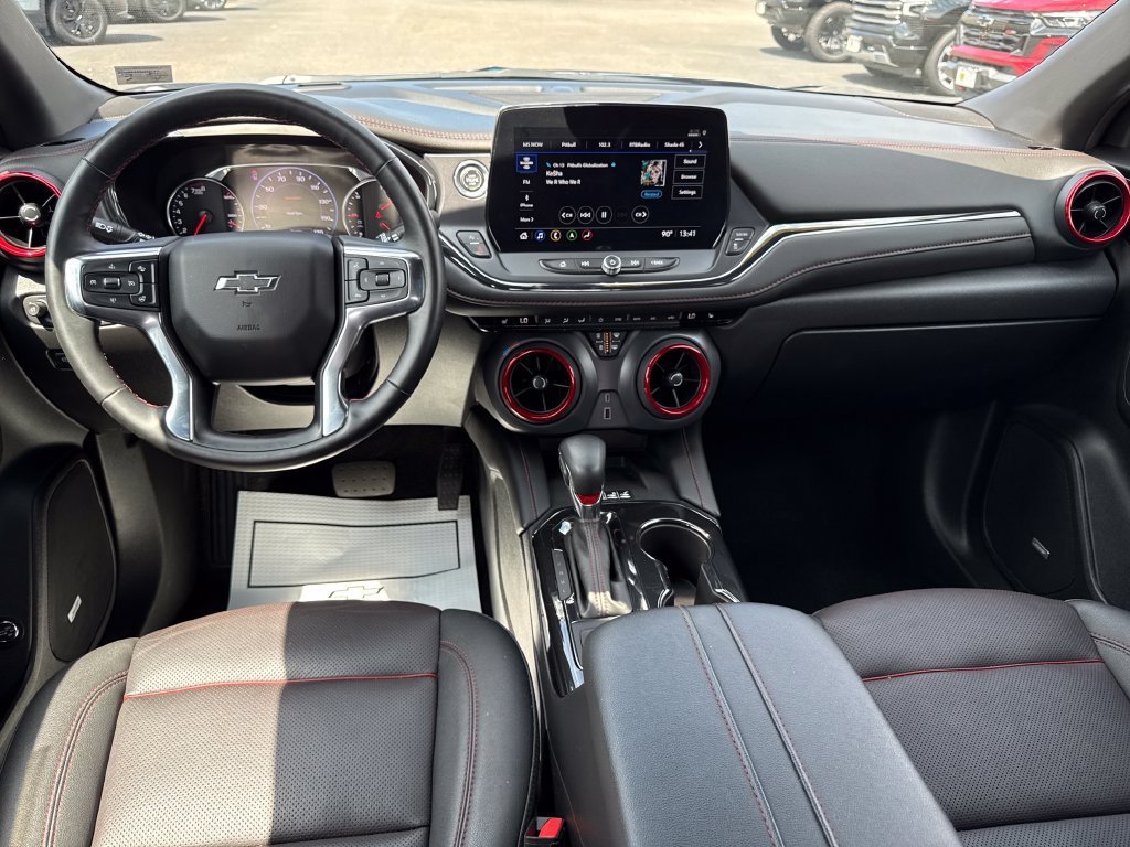 Used 2025 Sterling Gray Metallic Chevrolet RS image 23
