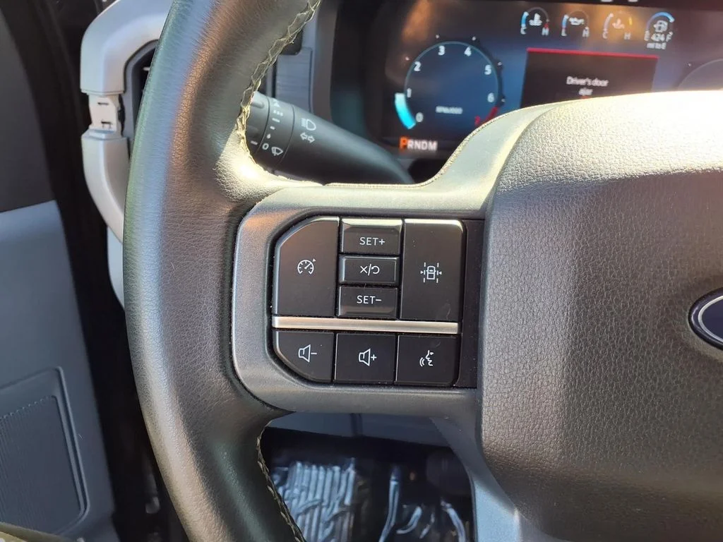 Used 2024 Black Ford XLT image 13