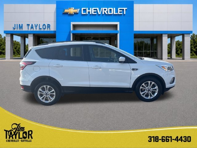 Used 2018 White Ford SE image 2