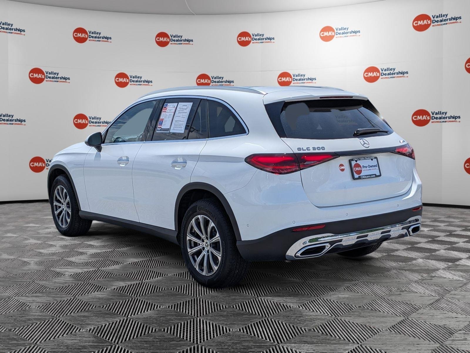 Used 2026 Polar White Mercedes-Benz GLC 300 image 7