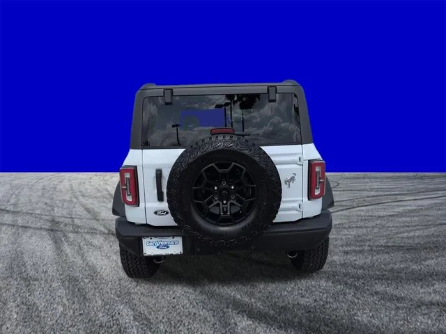 New 2026 Oxford White Ford Badlands® image 5