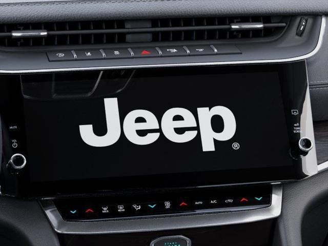 New 2026 Bright White Clear-Coat Exterior Paint Jeep Laredo image 44