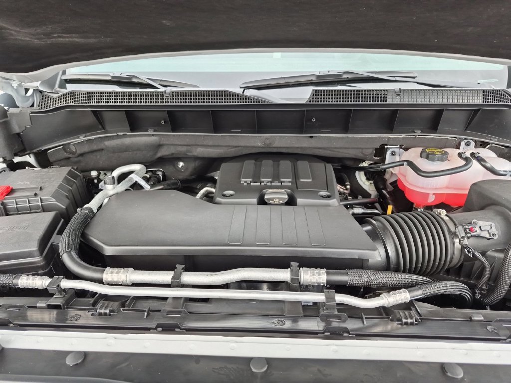 New 2026 Summit White Chevrolet LT (2FL) image 12