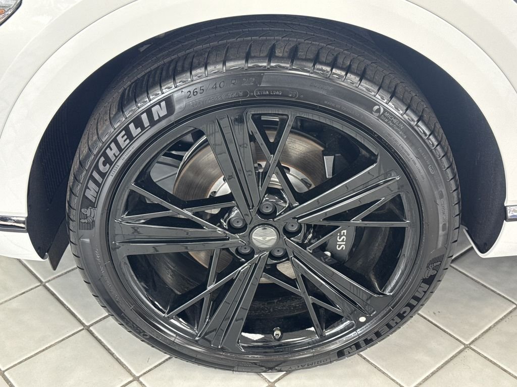 New 2026 White Genesis 3.5T e-SC image 11