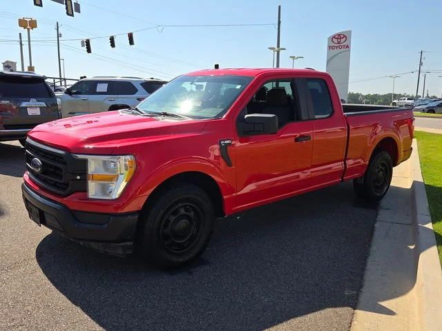 Used 2021 Red Ford XL image 3