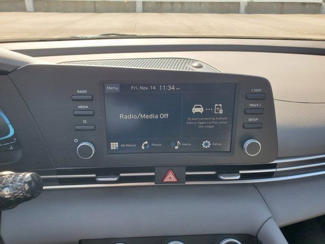 2026 Hyundai Elantra SE - Photo 17