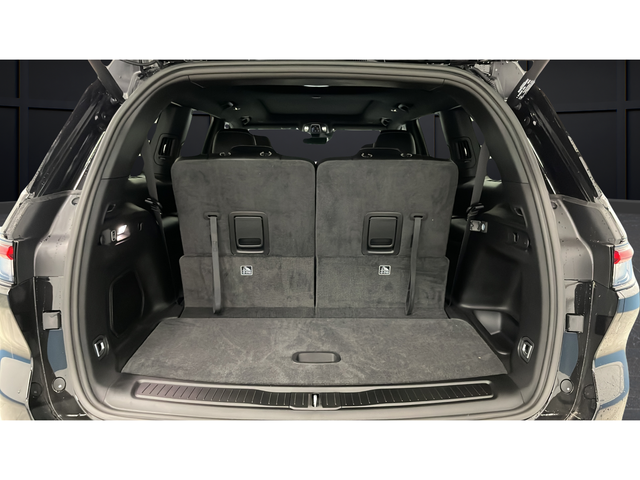 New 2026 Diamond Black Crystal Pearlcoat Jeep Limited Reserve image 27