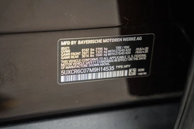 Used 2021 Brown BMW xDrive40i image 45