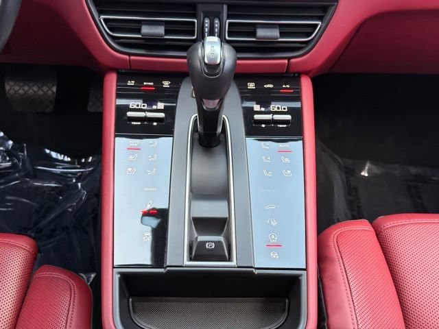 Used 2022 White Porsche S image 18