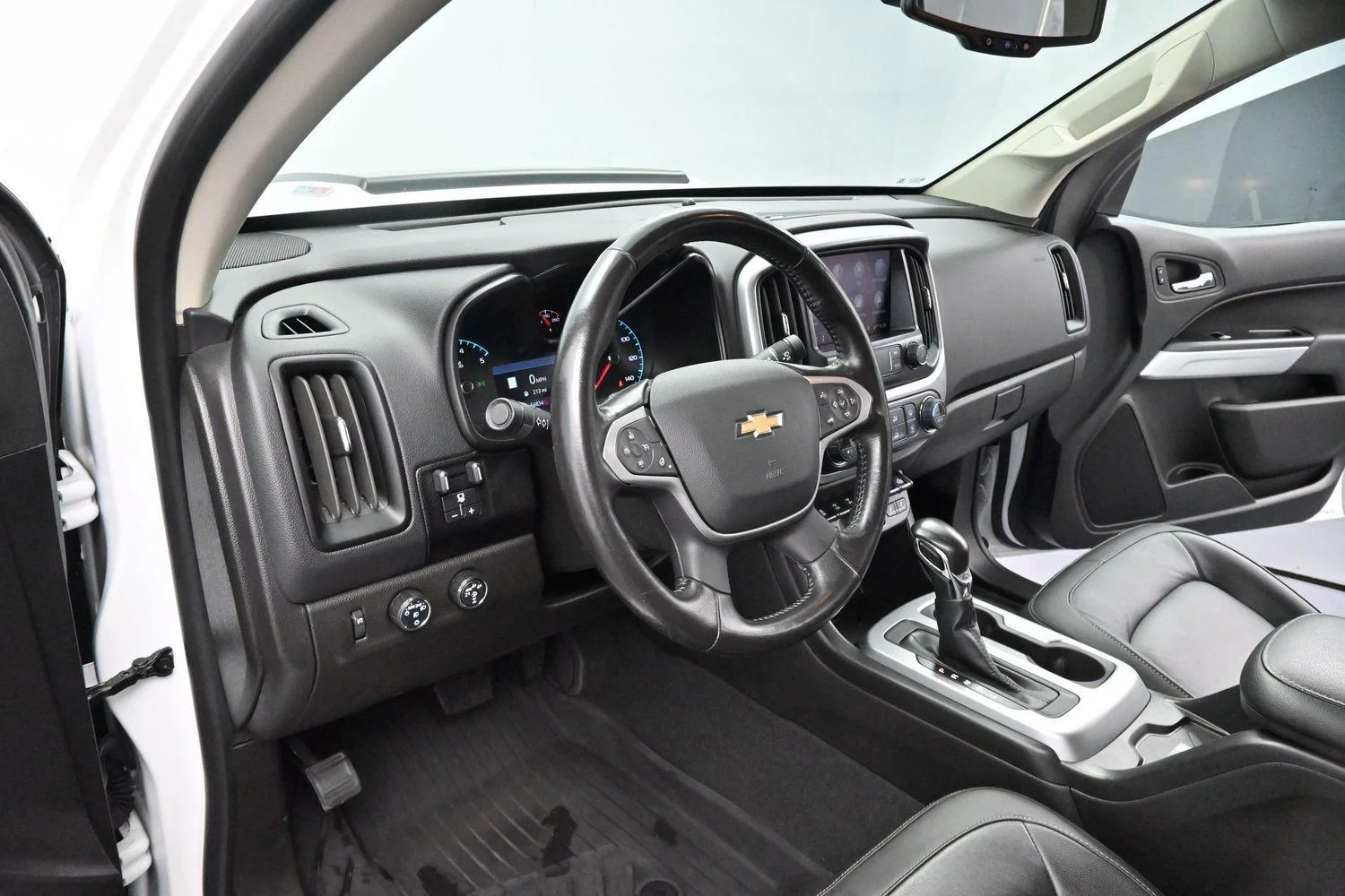 Used 2022 Summit White Chevrolet ZR2 image 13