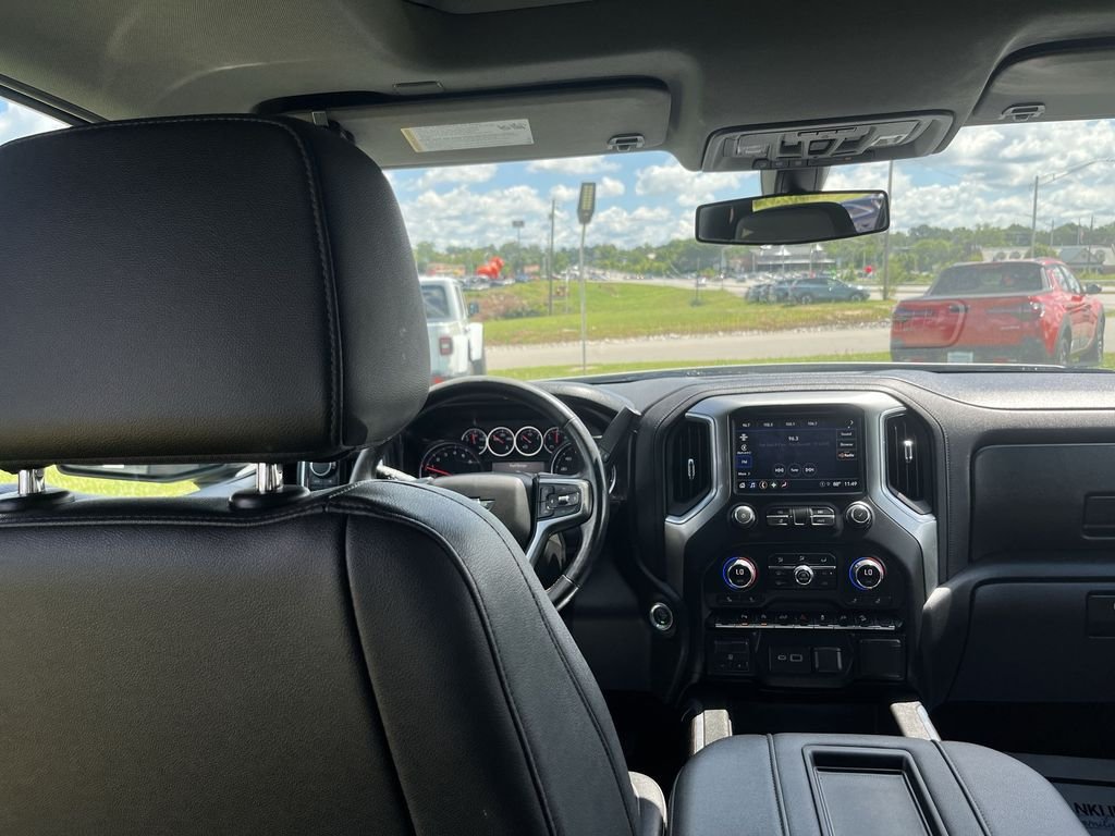 Used 2021 Silver Chevrolet LT Trail Boss image 27