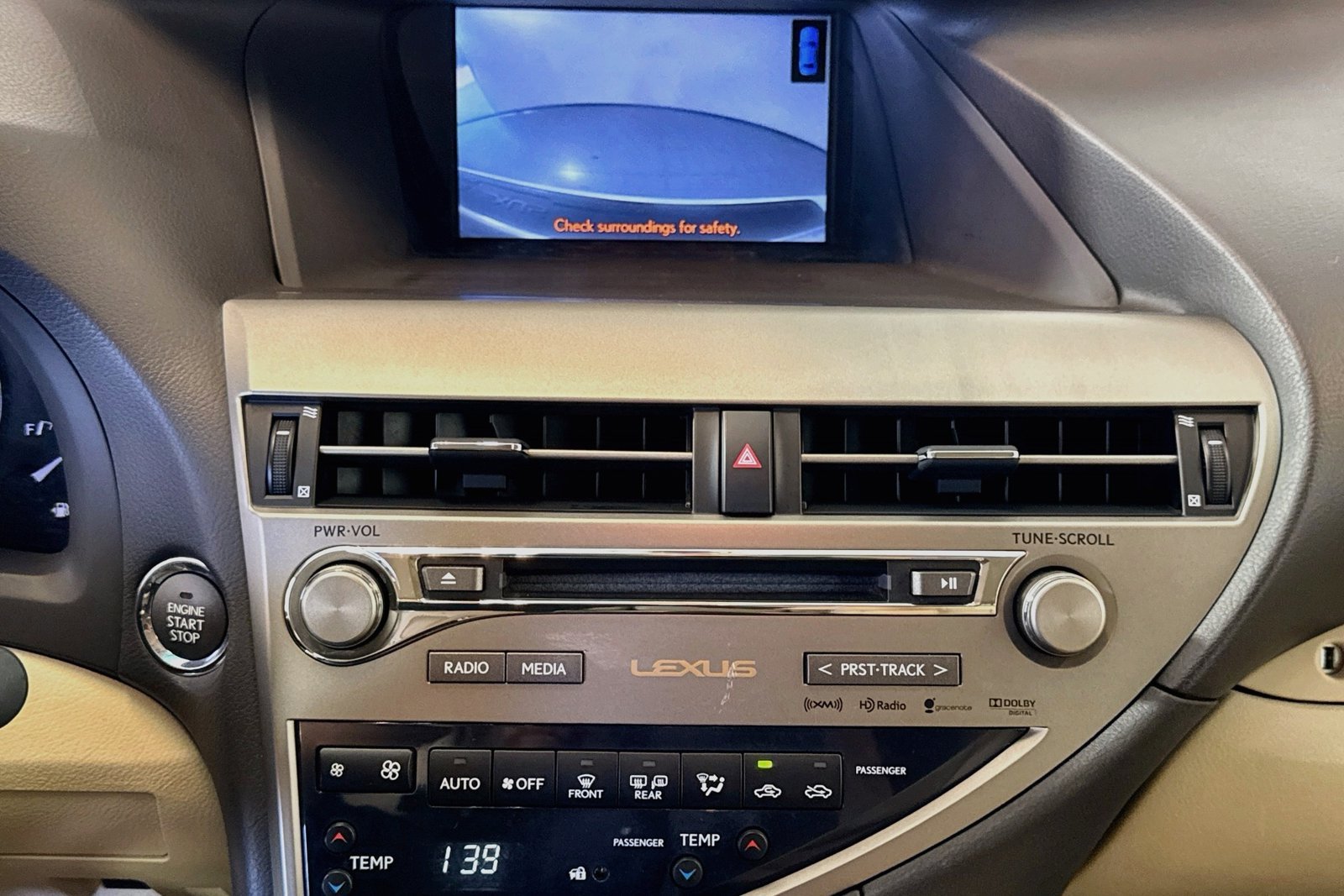 Used 2013 Starfire Pearl Lexus  image 13