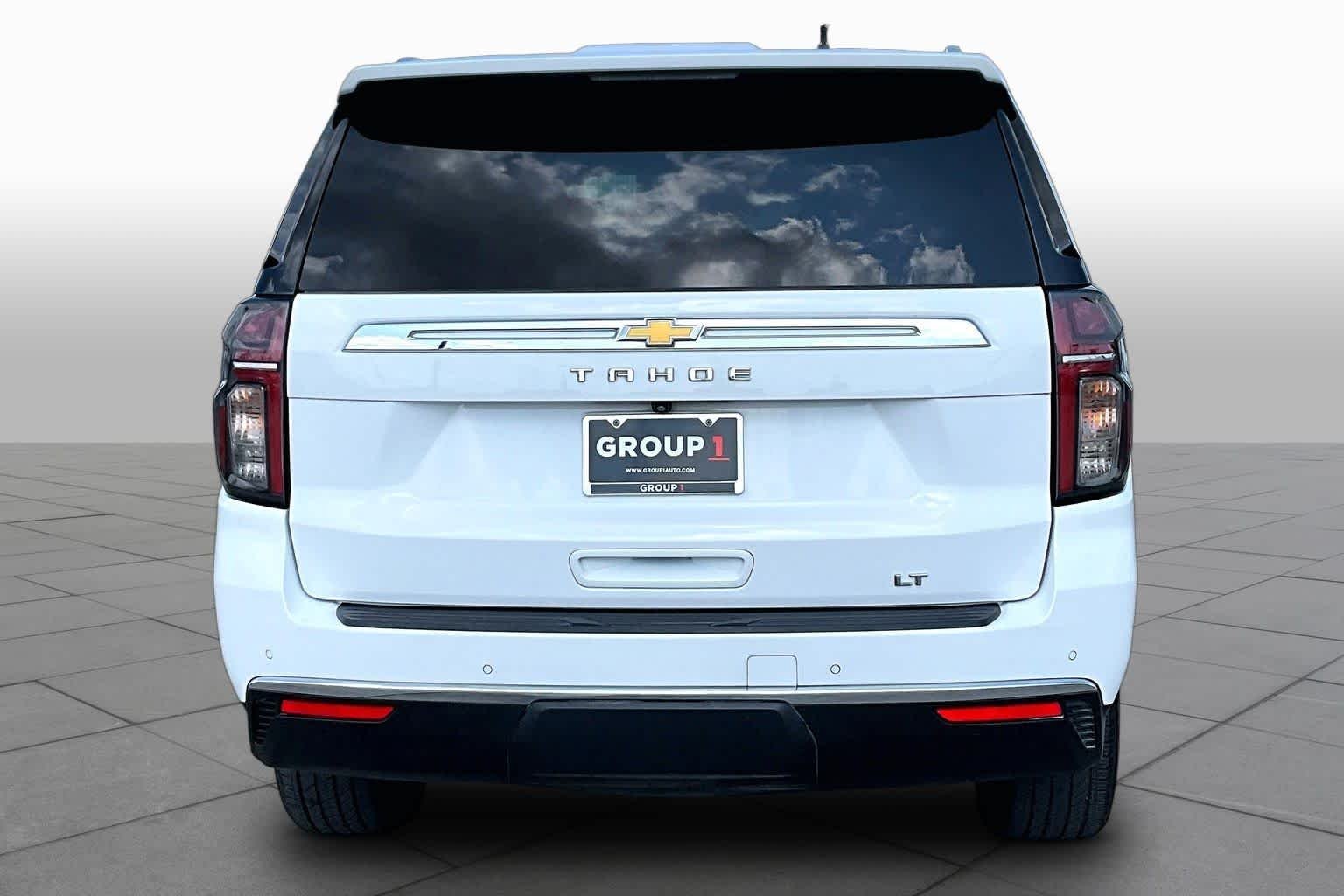 Used 2022 Summit White Chevrolet LT image 5