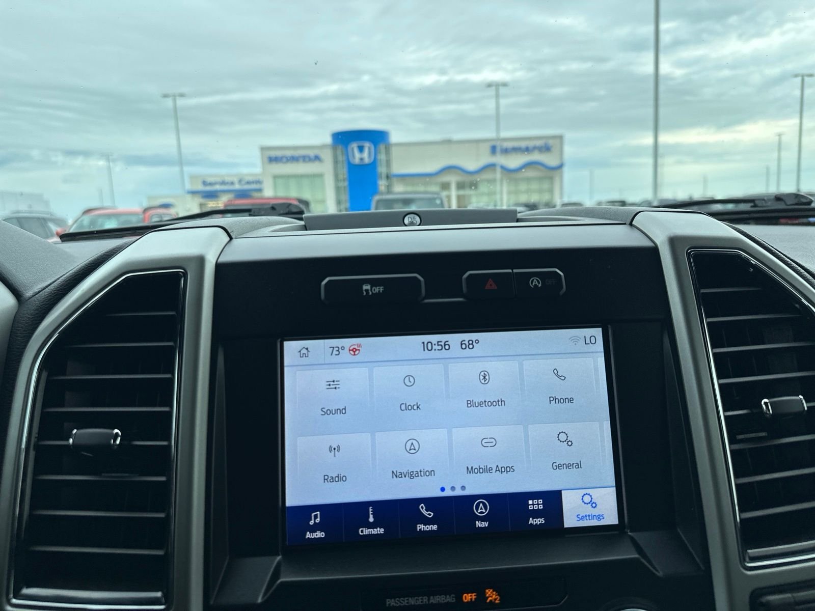 Used 2019 Gray Ford Lariat image 64