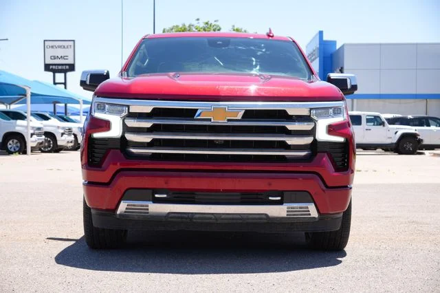 Used 2023 Red Chevrolet High Country image 8