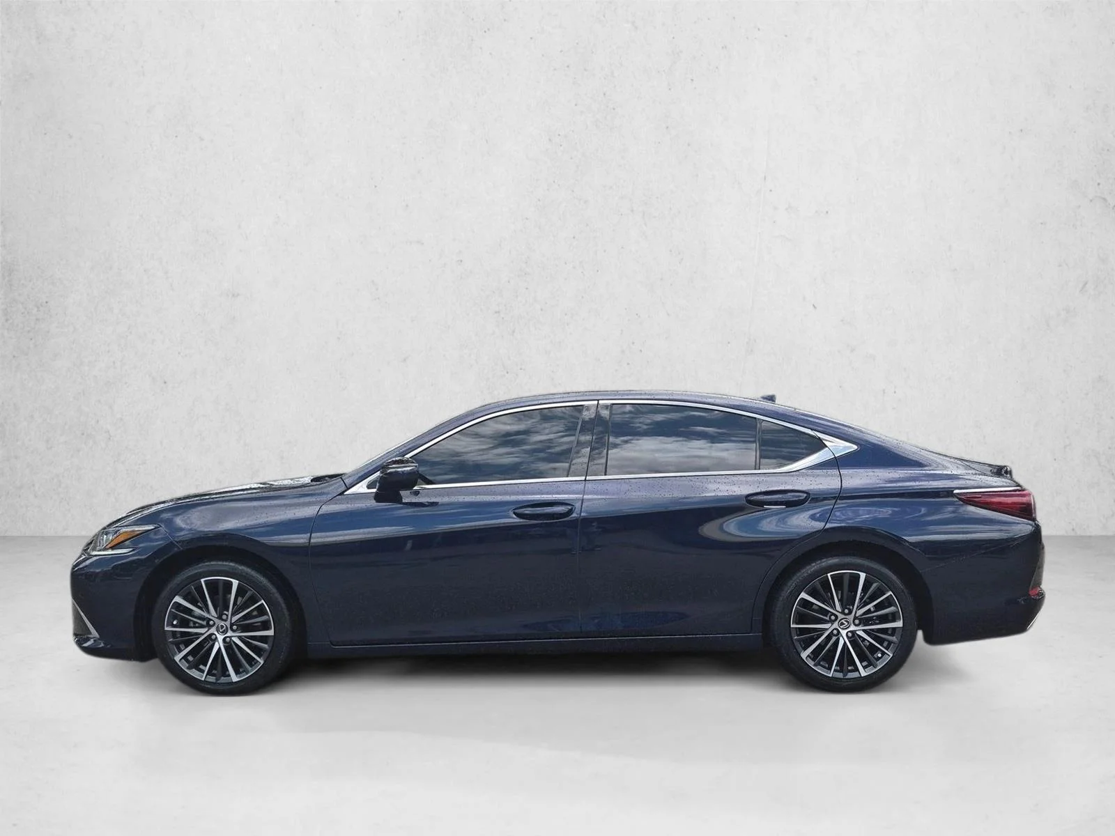 Certified Used 2024 Nightfall Mica Lexus ES 350 image 9