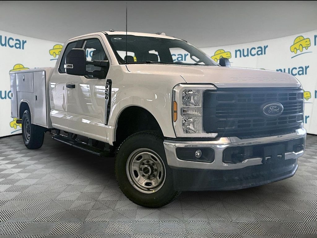 New 2026 Oxford White Ford XL image 1
