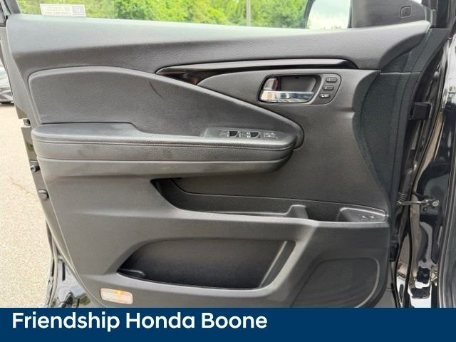Used 2021 Purple Honda Elite image 14