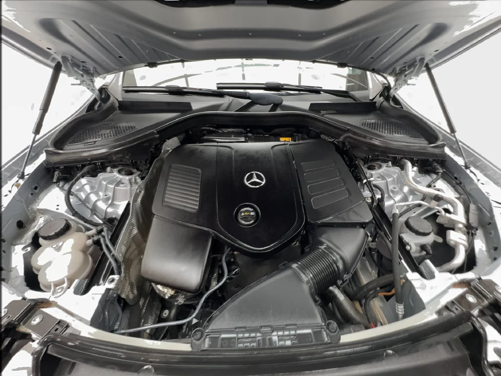Used 2023 Silver Mercedes-Benz GLC 300 image 20