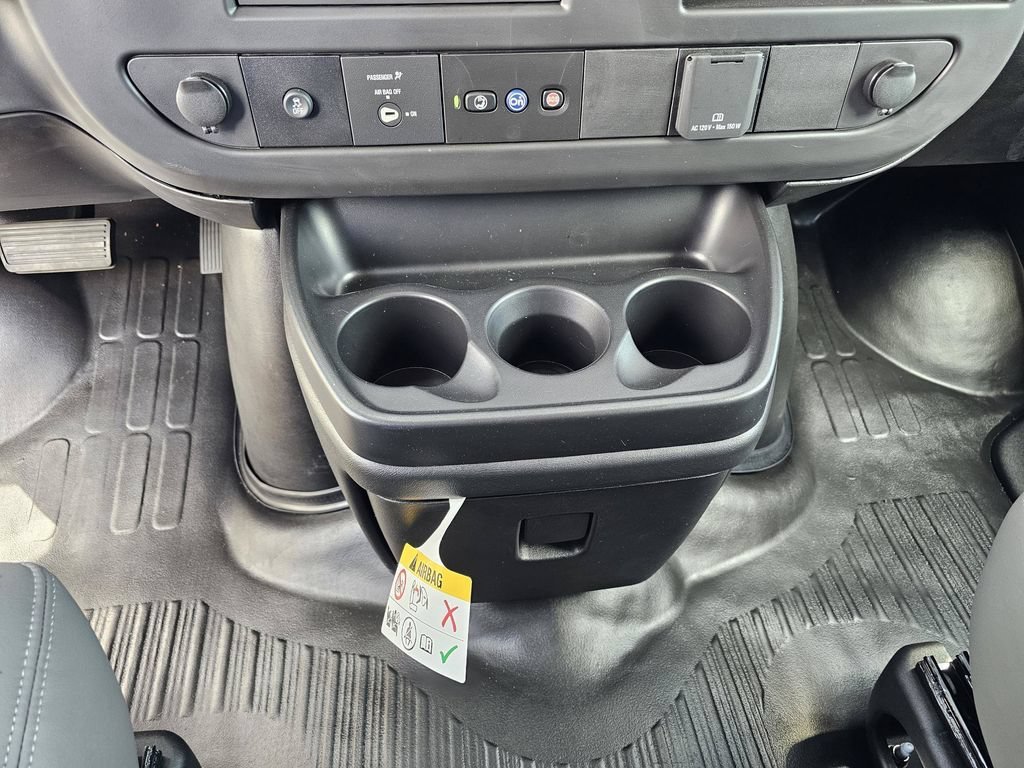 2025 Chevrolet Express Cargo Work Van - Photo 27
