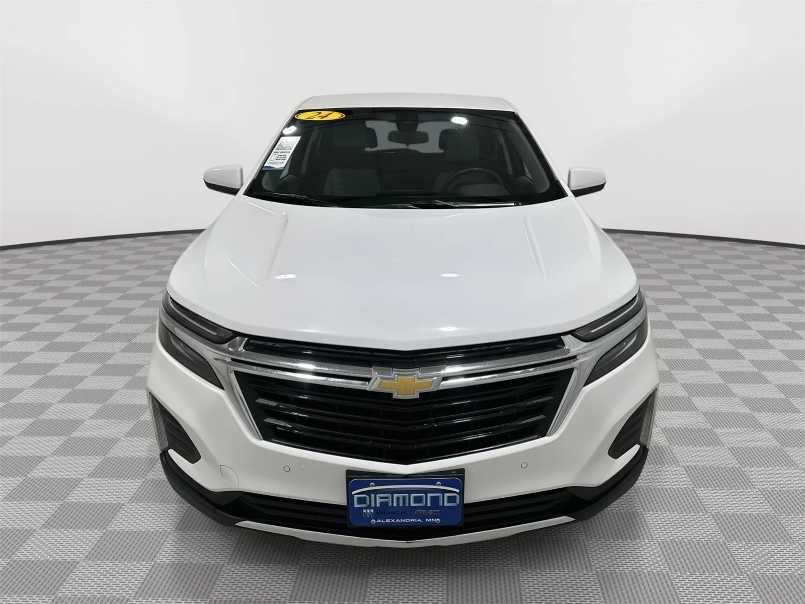 Used 2024 Summit White Chevrolet LT image 8