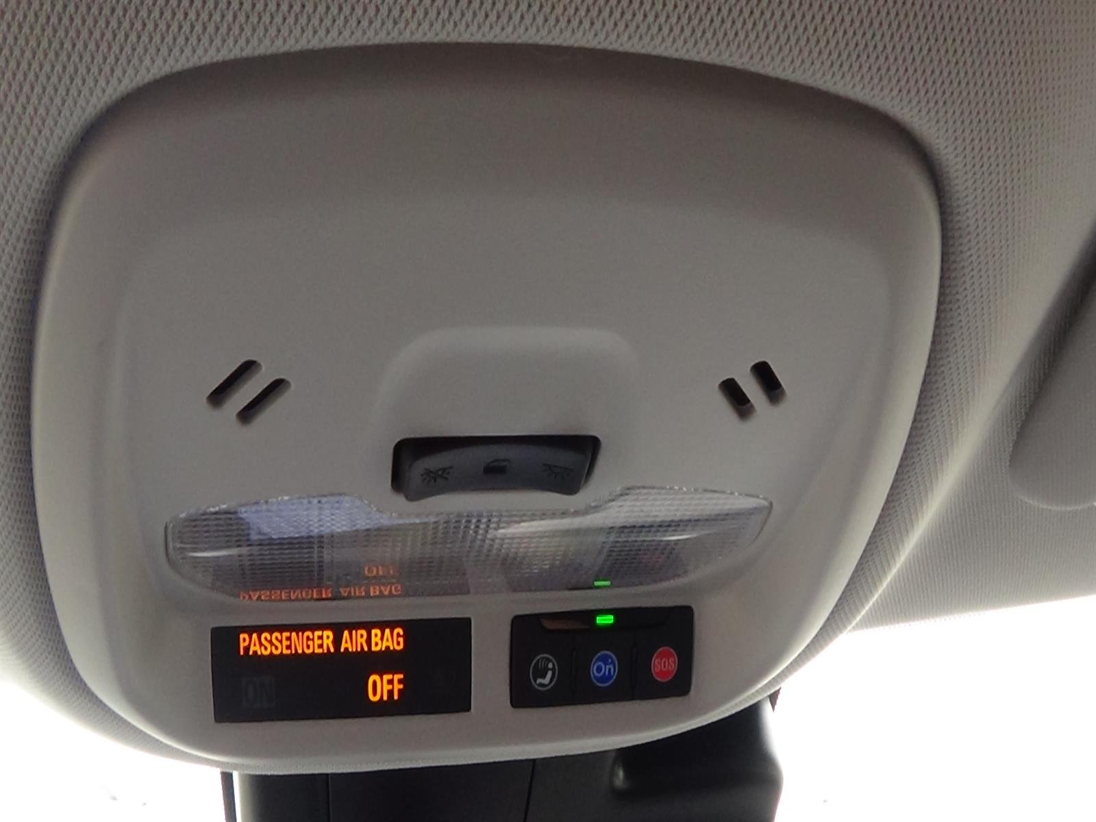 Used 2025 Summit White (gaz) Chevrolet LT image 25