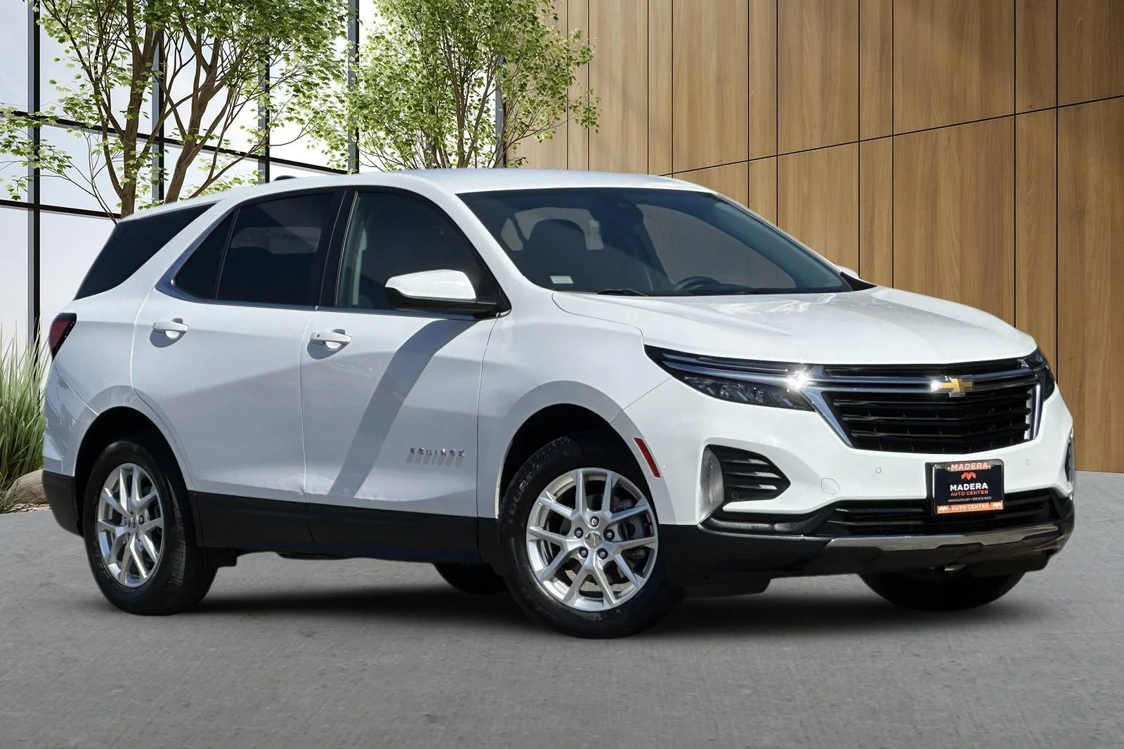 Used 2024 White Chevrolet LT image 2