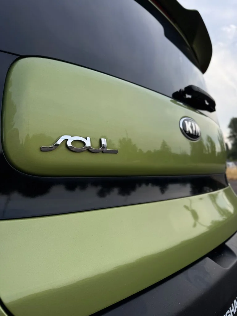 Used 2014 Alien II Kia Base image 41