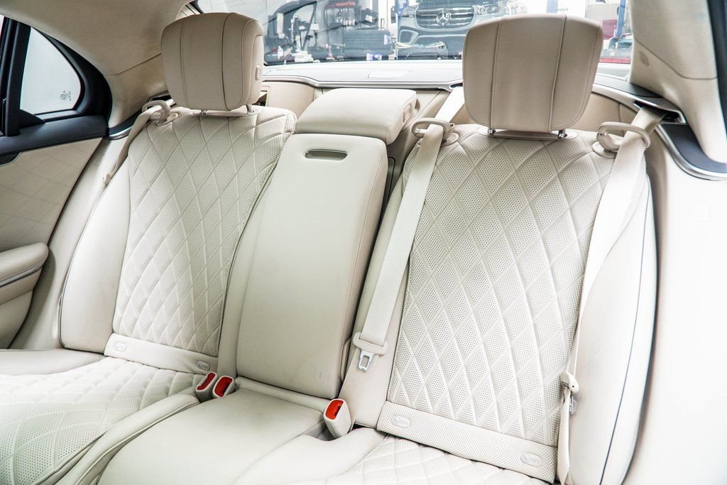 Used 2023 Gray Mercedes-Benz S 580 image 40
