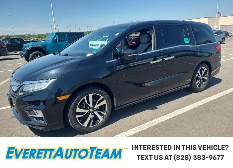 2018 Honda Odyssey Elite's photo