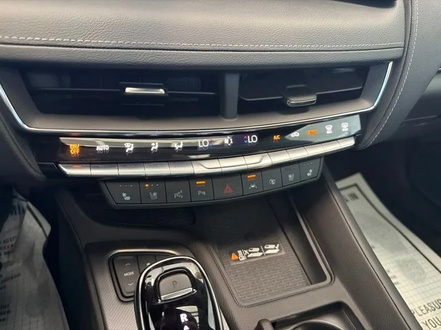 Used 2025 Silver Cadillac Premium Luxury image 30