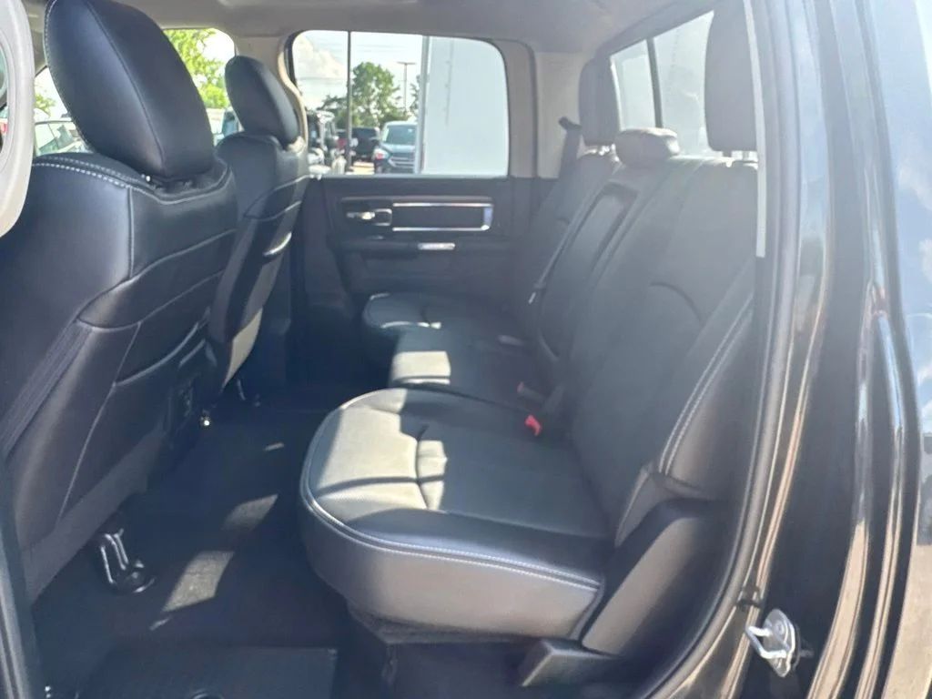 Certified Used 2018 Brilliant Black Crystal Pearlcoat Ram Laramie image 30