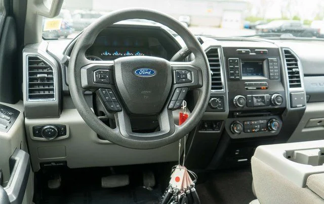 Used 2018 Black Ford XLT image 12