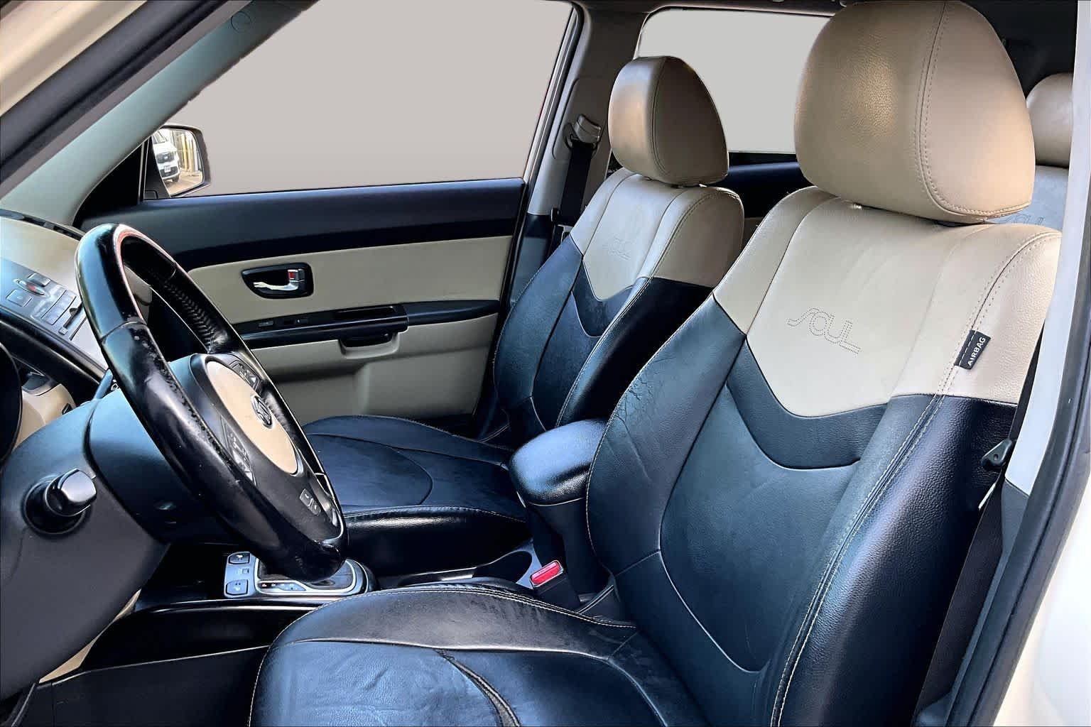 Used 2013 Dune Kia ! image 8
