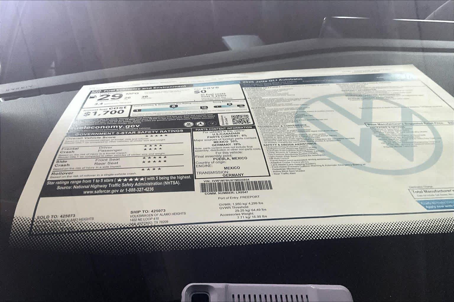 New 2026 Pure White w/Deep Black Roof Volkswagen Autobahn image 18