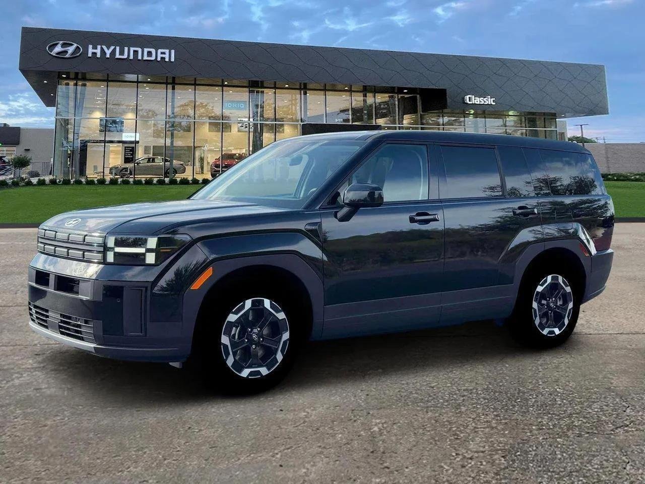 New 2026 Phantom Black Hyundai SE image 2