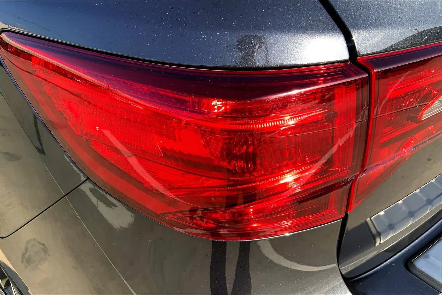 Used 2020 Gunmetal Metallic Acura with Advance Package image 28